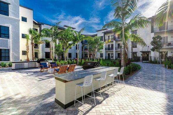 11961 US Highway 1, Palm Beach Gardens, FL 33408